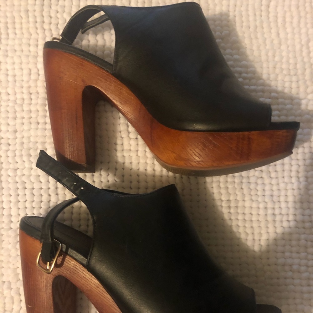 Forever 21 Platform Sandals